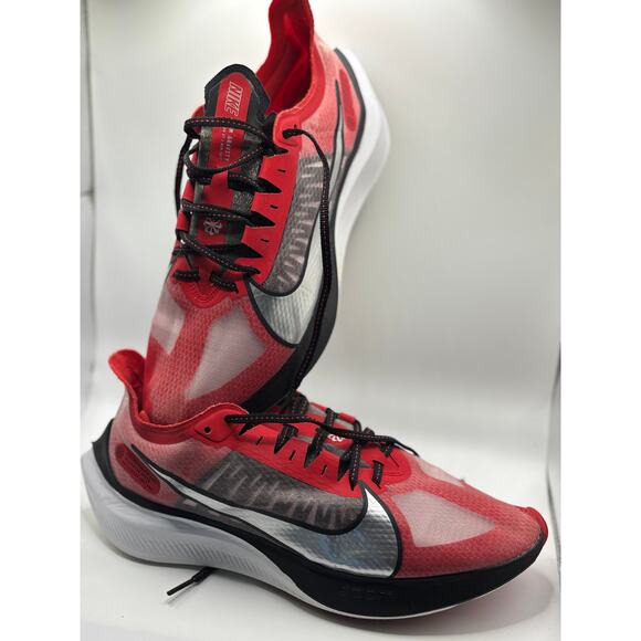 Nike Mens Zoom Gravity running Shoe in University Red & Silver main image 4